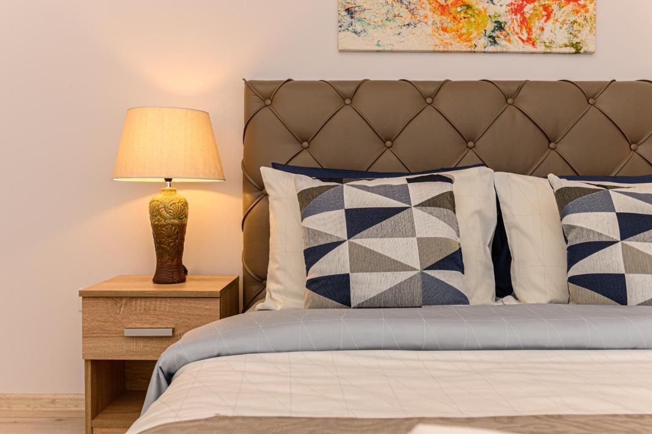 Chic&View Brasov Apartment מראה חיצוני תמונה