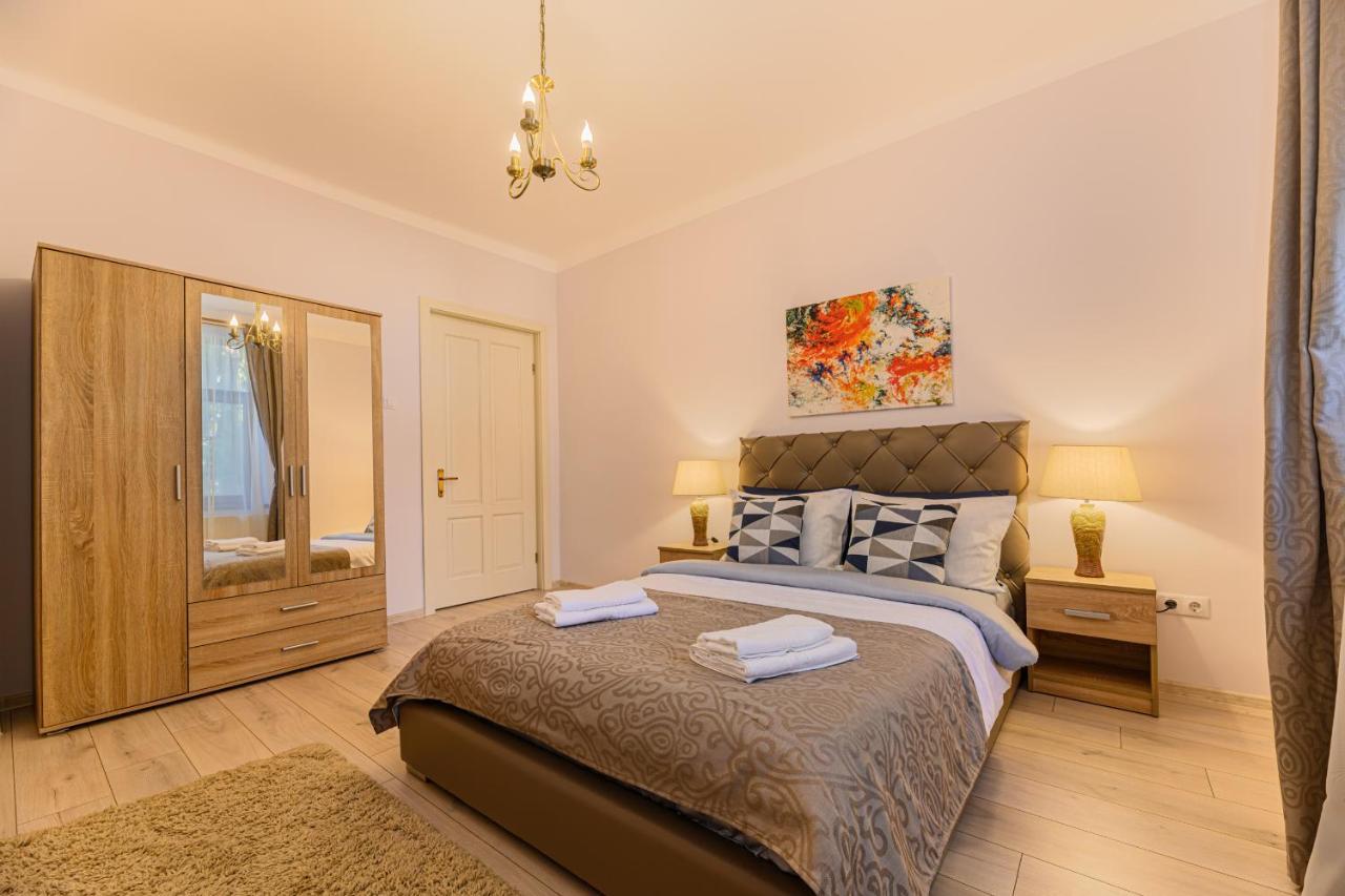 Chic&View Brasov Apartment מראה חיצוני תמונה